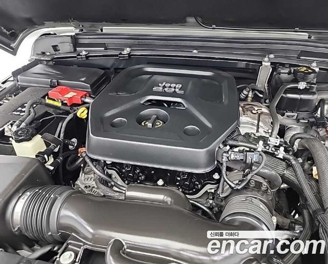 Jeep Wrangler JL 2.0 Overland Power Top 4Door - фото 4