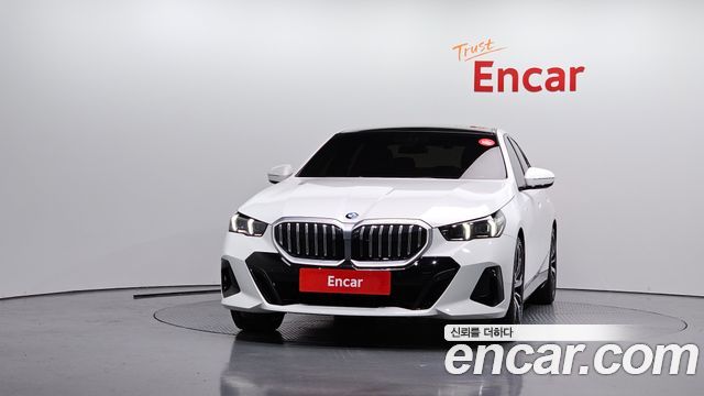 BMW 5-Series G60 530i xDrive M Sport - фото 2