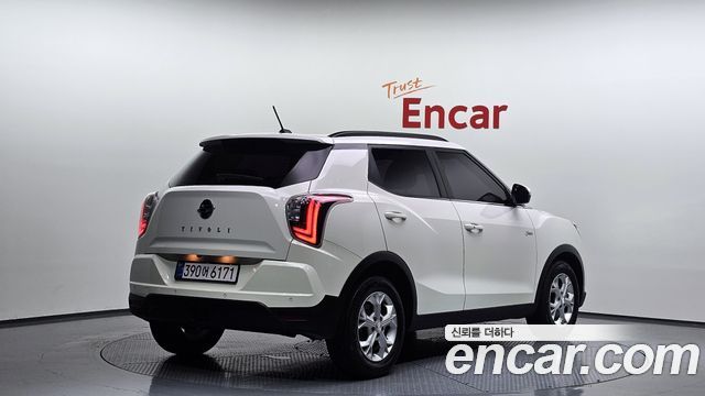 SsangYong Tivoli Gasoline 1.5 2WD V3 - фото 1