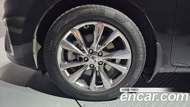 Kia Carnival Новый 9-Seater Noblesse Special - фото 4