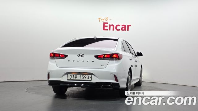 Hyundai Sonata 2.0 Smart Choice - фото 3