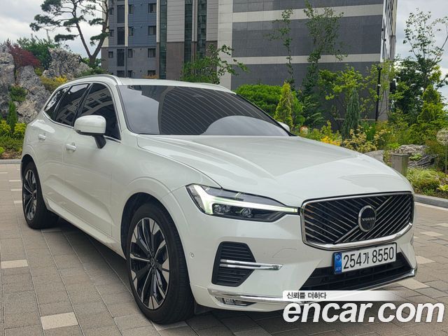 Volvo XC60 2-го поколения B5 Ultra Bright Air Sus - фото 1