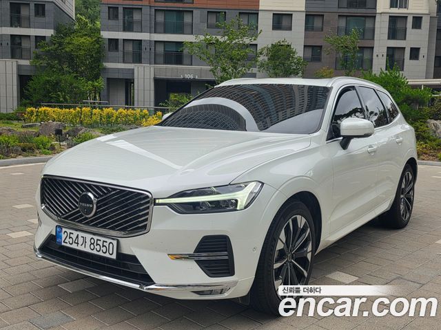 Volvo XC60 2-го поколения B5 Ultra Bright Air Sus - фото 2
