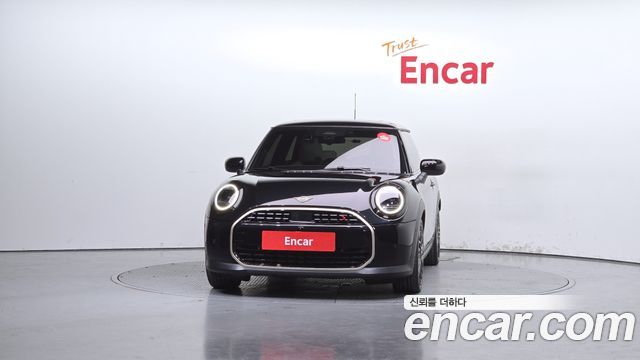 Mini Cooper 4-го поколения Favoured - фото 2