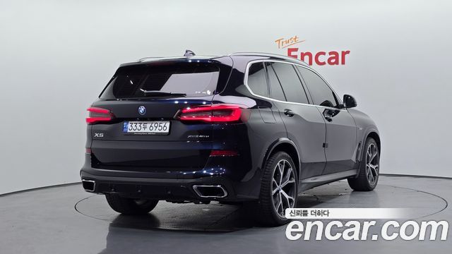 BMW X5 G05 xDrive 45e M Sport - фото 1