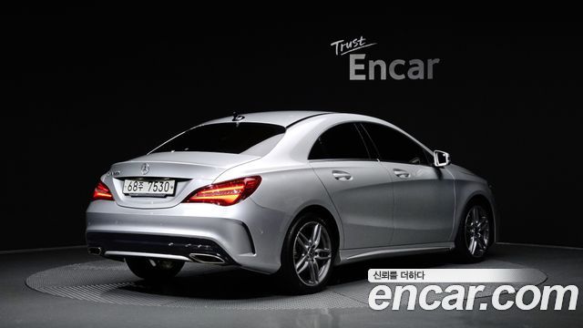 Mercedes-Benz CLA-Class C117 CLA220 AMG Line - фото 1