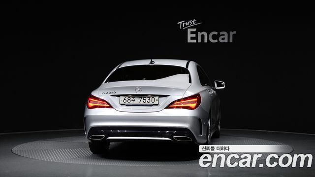 Mercedes-Benz CLA-Class C117 CLA220 AMG Line - фото 3