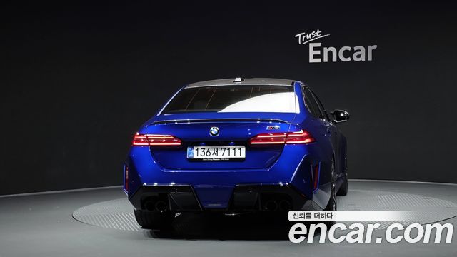 BMW M5 G90 M5 Sedan - фото 3