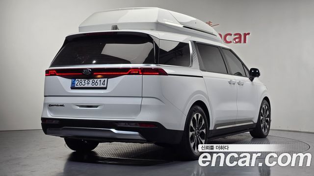 Kia Carnival 4-го поколения 9-Seater Signature - фото 0