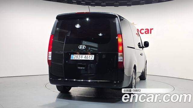 Hyundai Staria HEV 1.6 Tourer 9-Seater Modern - фото 3