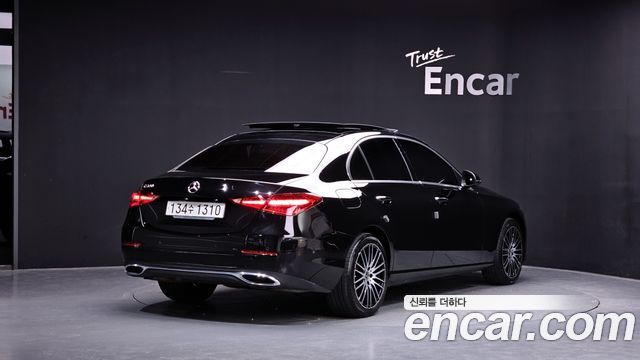 Mercedes-Benz C-Class W206 C200 Avantgarde - фото 1