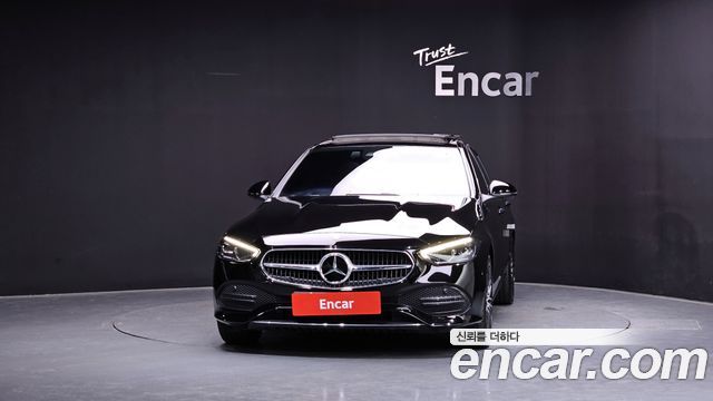 Mercedes-Benz C-Class W206 C200 Avantgarde - фото 2