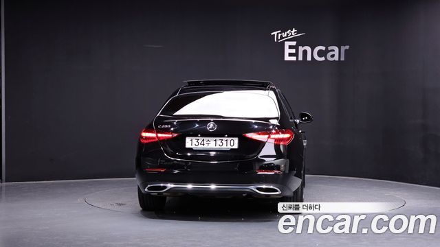Mercedes-Benz C-Class W206 C200 Avantgarde - фото 3