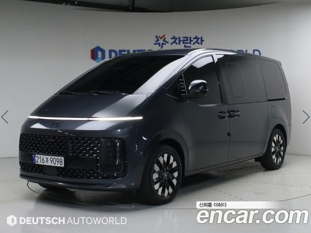 Hyundai Staria HEV 1.6 Lounge 9-Seater Inspiration - фото 0