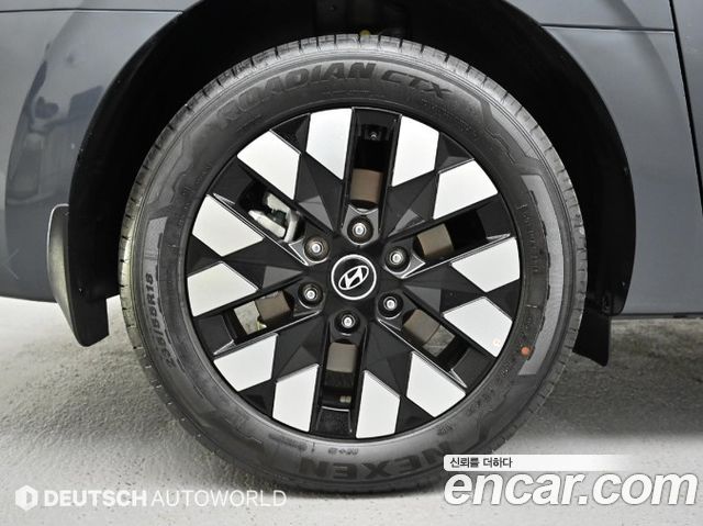 Hyundai Staria HEV 1.6 Lounge 9-Seater Inspiration - фото 4