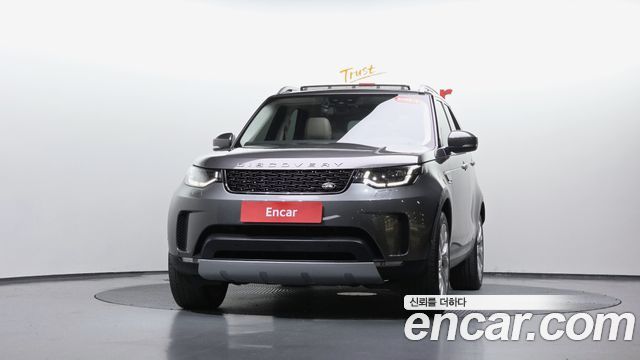 Land Rover Discovery 3.0 SD6 HSE - фото 1