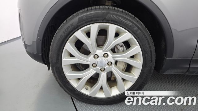 Land Rover Discovery 3.0 SD6 HSE - фото 3