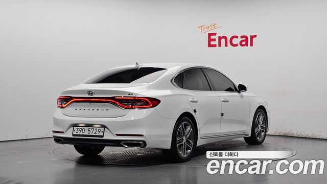 Hyundai Grandeur IG 3.0 Premium - фото 1