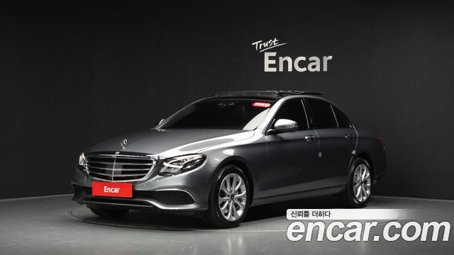 Mercedes-Benz E-Class W213 E300 4MATIC Exclusive - фото 0