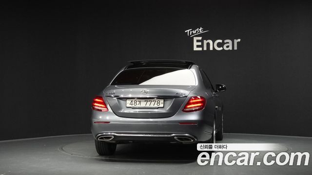 Mercedes-Benz E-Class W213 E300 4MATIC Exclusive - фото 2