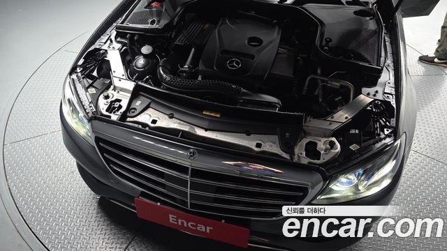 Mercedes-Benz E-Class W213 E300 4MATIC Exclusive - фото 4