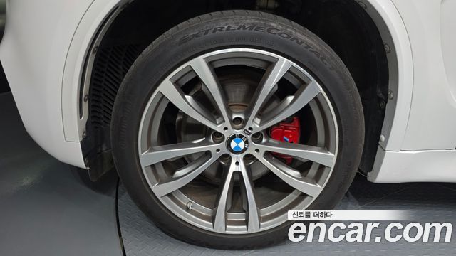 BMW X5 F15 xDrive 40d - фото 4