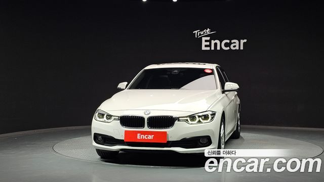 BMW 3-Series F30 320d - фото 2