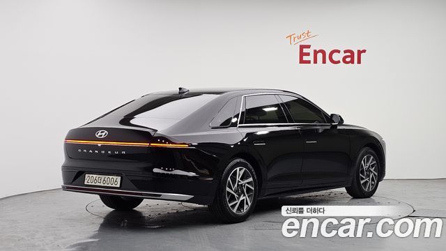 Hyundai Grandeur GN7, гибрид Premium - фото 1