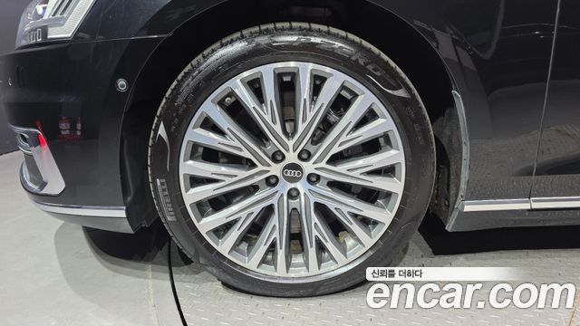 Audi A8 D5 60 TFSI Quattro LWB - фото 4