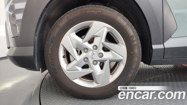 Hyundai Kona SX2 Gasoline 1.6 Turbo 2WD Premium - фото 4