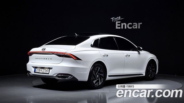Hyundai Grandeur Новый IG, гибрид Le Blanc - фото 1