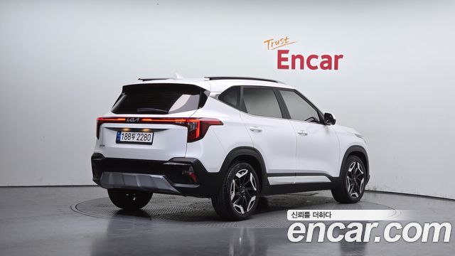 Kia Seltos Новый Gasoline 2.0 2WD Signature - фото 1