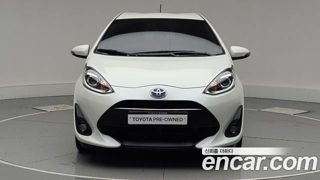 Toyota Prius 1.5 - фото 2