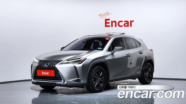 Lexus UX 2.0 2WD - фото 0