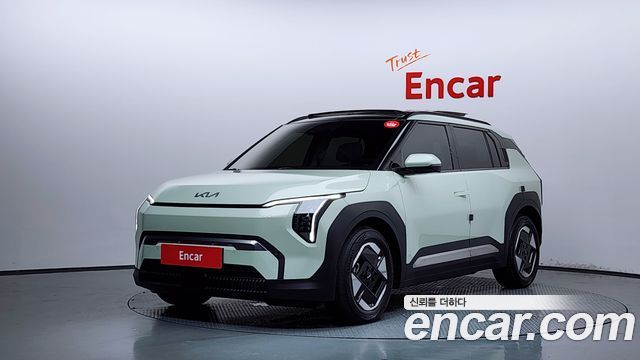 Kia EV3 Standard 2WD Earth - фото 0