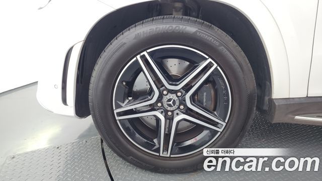 Mercedes-Benz GLE-Class W167 GLE400d 4MATIC Coupe - фото 4