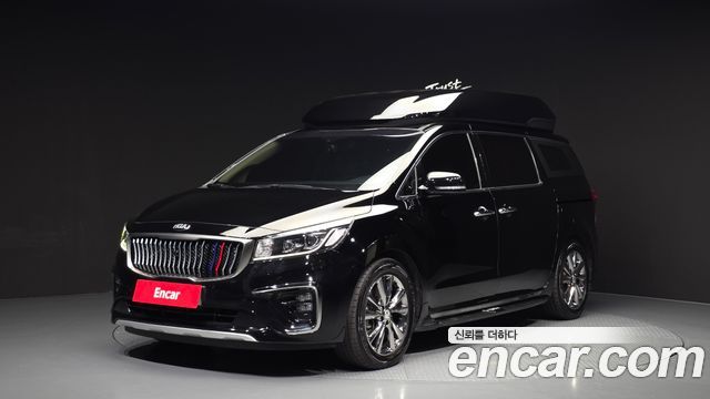 Kia Carnival Новый 9-Seater Hi-Limousine Prestige Hiroof - фото 0