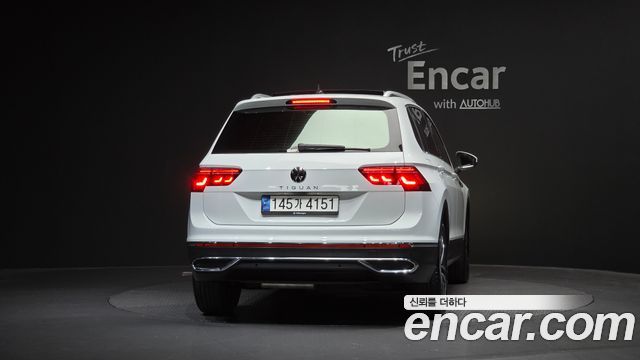Volkswagen Tiguan 2-го поколения 2.0 TDI Prestige - фото 3