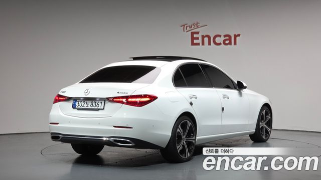 Mercedes-Benz C-Class W206 C300 4MATIC Avantgarde - фото 0