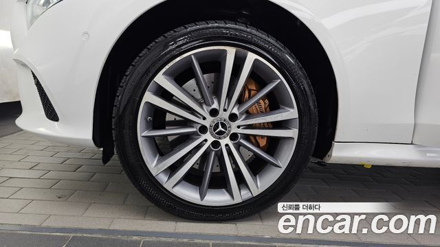 Mercedes-Benz CLS-Class C257 CLS400d 4MATIC - фото 4