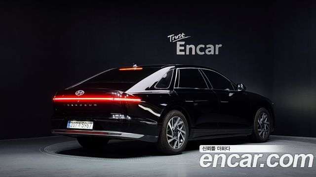 Hyundai Grandeur GN7, гибрид Premium - фото 1