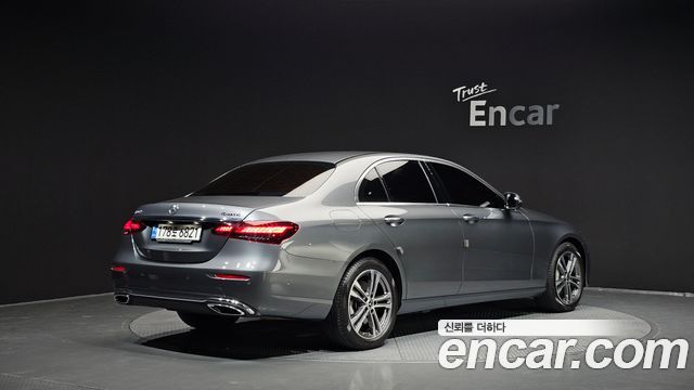 Mercedes-Benz E-Class W213 E350 4MATIC Avantgarde - фото 1