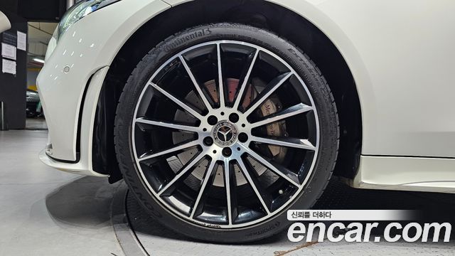 Mercedes-Benz CLS-Class C257 CLS450 4MATIC AMG Line - фото 4