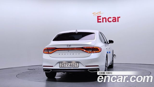 Hyundai Grandeur IG 2.4 Premium - фото 3
