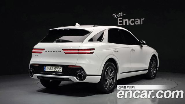 Genesis GV70 2.5T Gasoline 2WD - фото 1