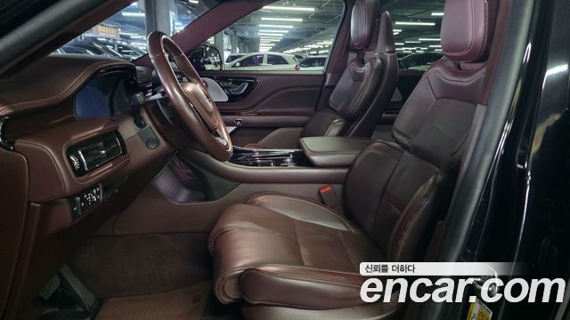 Lincoln Aviator 2-го поколения 3.0 Black Label AWD - фото 4