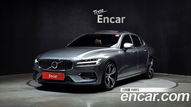 Volvo S60 3-го поколения T5 Inscroption - фото 0