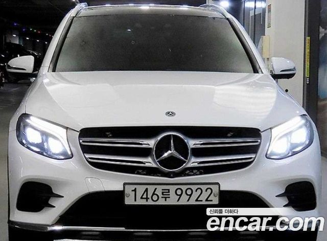 Mercedes-Benz GLC-Class X253 GLC300 4MATIC AMG Line - фото 1
