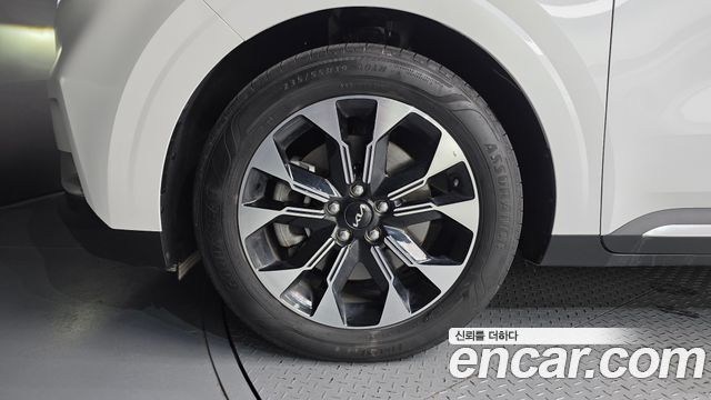 Kia Carnival 4-го поколения 9-Seater Noblesse - фото 4