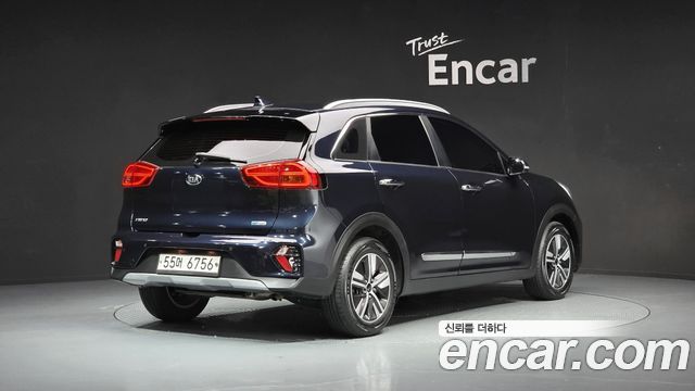 Kia Niro Новый 1.6 HEV Prestige - фото 1